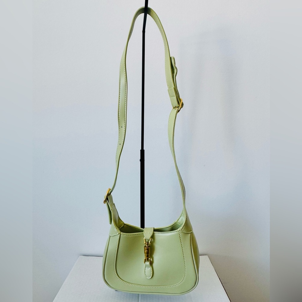 Light Green Convertible Crossbody / Shoulder Bag 💚 - Picture 11 of 12